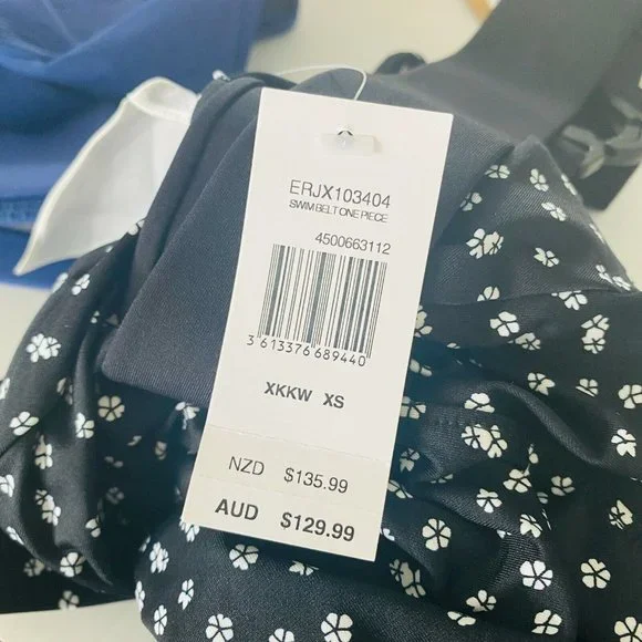 ROXY Women's NEW Swim Belt One Piece Swimsuit Size XSmall RRP $130 - Picture 9 of 9